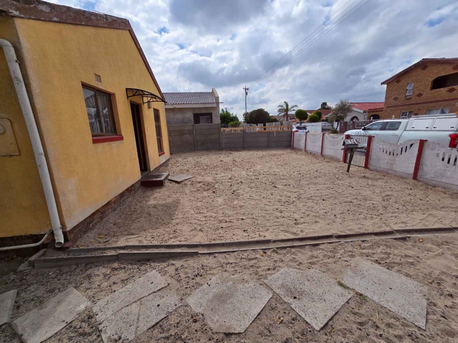 3 Bedroom Property for Sale in Ravensmead Western Cape